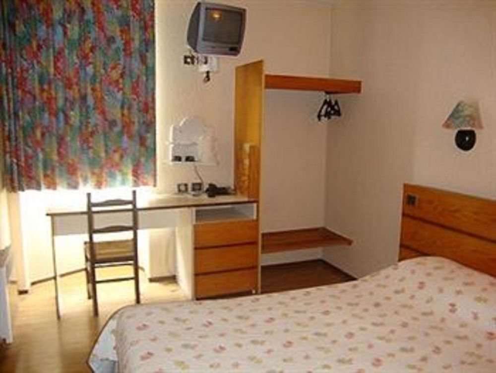 Ibis Styles Paris Hippodrome De Vincennes Hotel Joinville-le-Pont Exterior foto